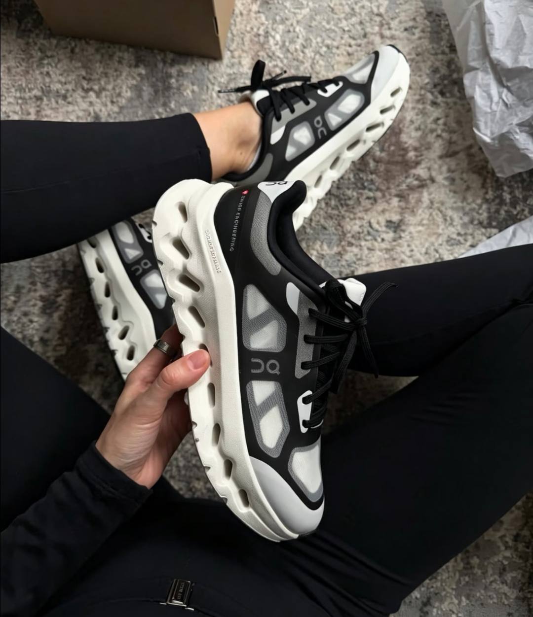 QC
Size 36 TO 45 
190 dhs💓

Zain183
♥️♥️♥️