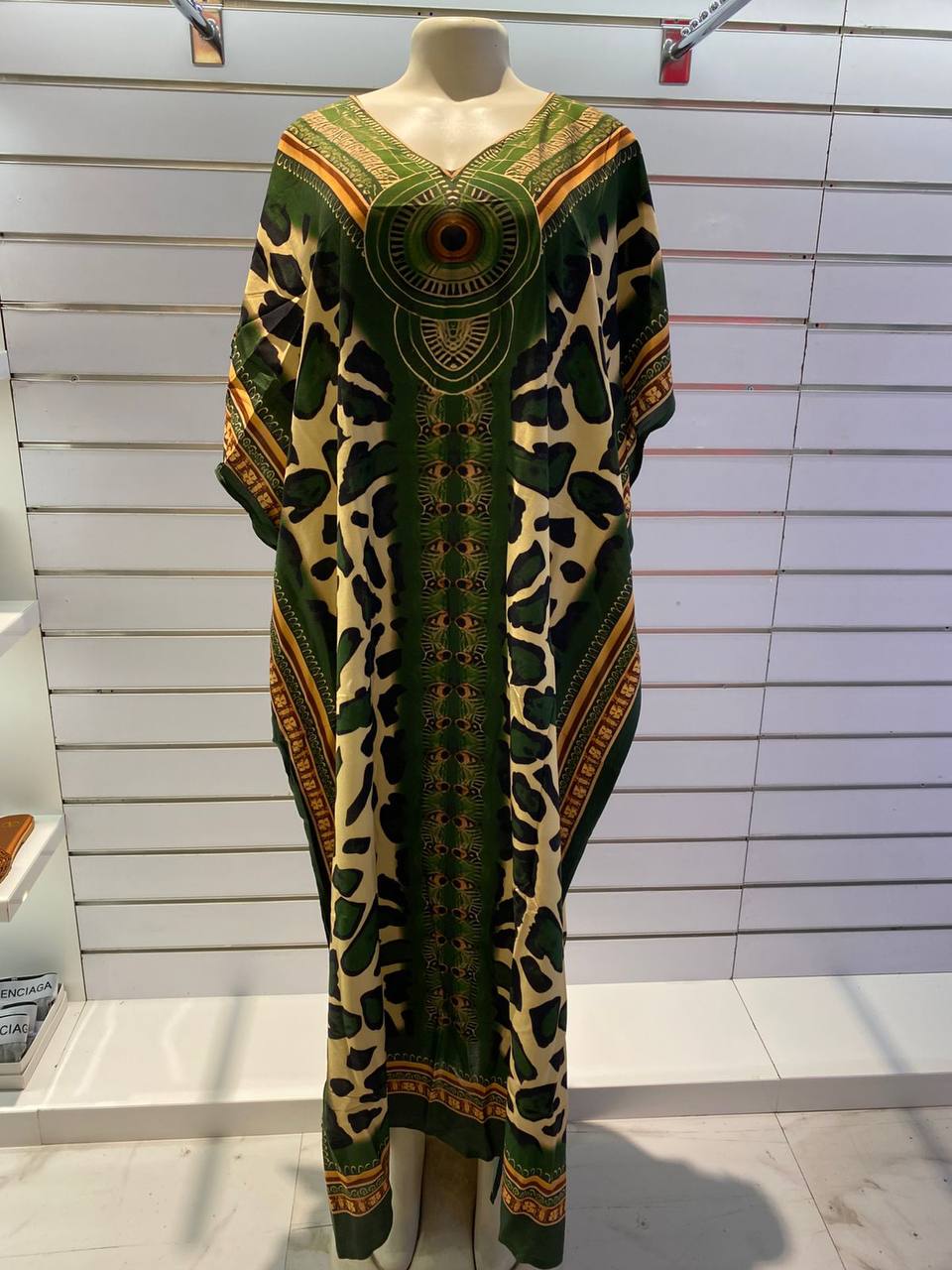 Dress 👗  
80 dhs✅
Material cotton 🌹🌹🌹
Free size 🔥💃💃💃💃💃

Zain161
♥️♥️♥️