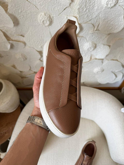 ZEGNA
*AAA QUALITY*
*SIZE:40 to 46*
450 dhs✅

Zain185
♥️♥️♥️