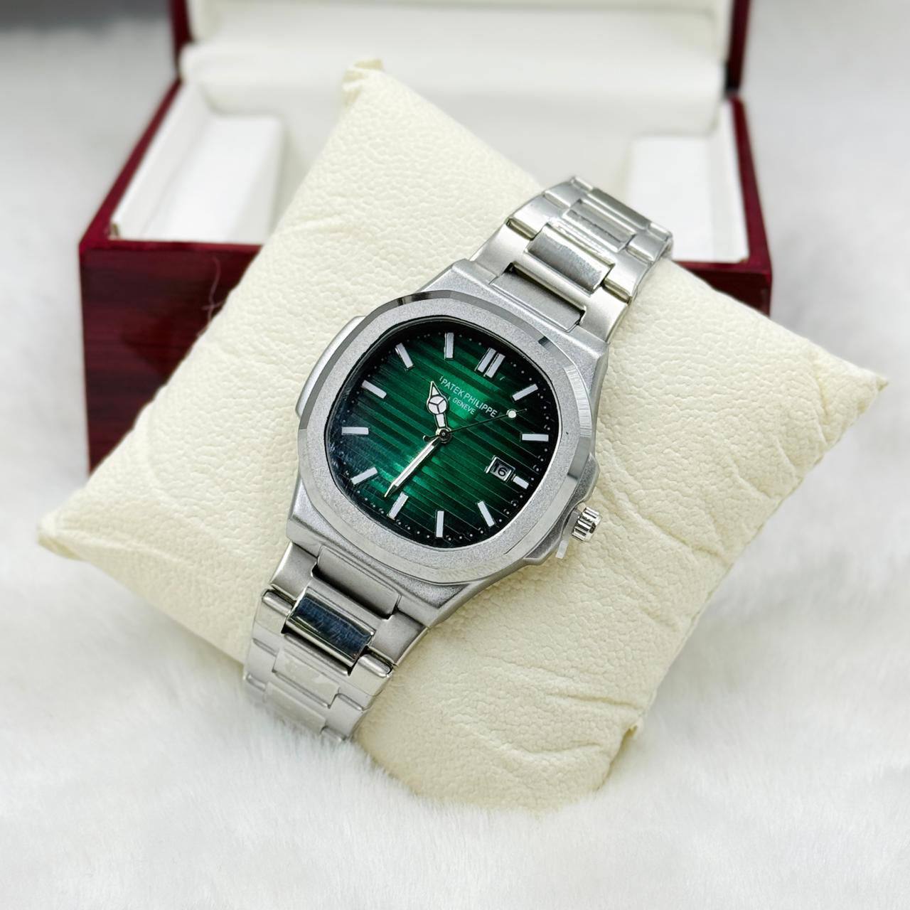 NEW CAME 
MEN WATCH 
PATEX PHILIPPE
GOOD QUALITY 
55 dhs🪙🌨️

Zain40
♥️♥️♥️