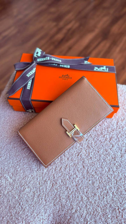 🧡 HERMES BEARN 🧡
LONG WALLET ✨
FULL : HANDMADE 
With Original packing 🎁
For Price 👇 WhatsApp✅
0568585901 
0507557372
0552275751 Owner Zain 👌

Zain280
♥️♥️♥️