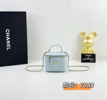 Chanel Master💓
240 dhs✅
Have big Size Also👌

Zain153
♥️♥️♥️