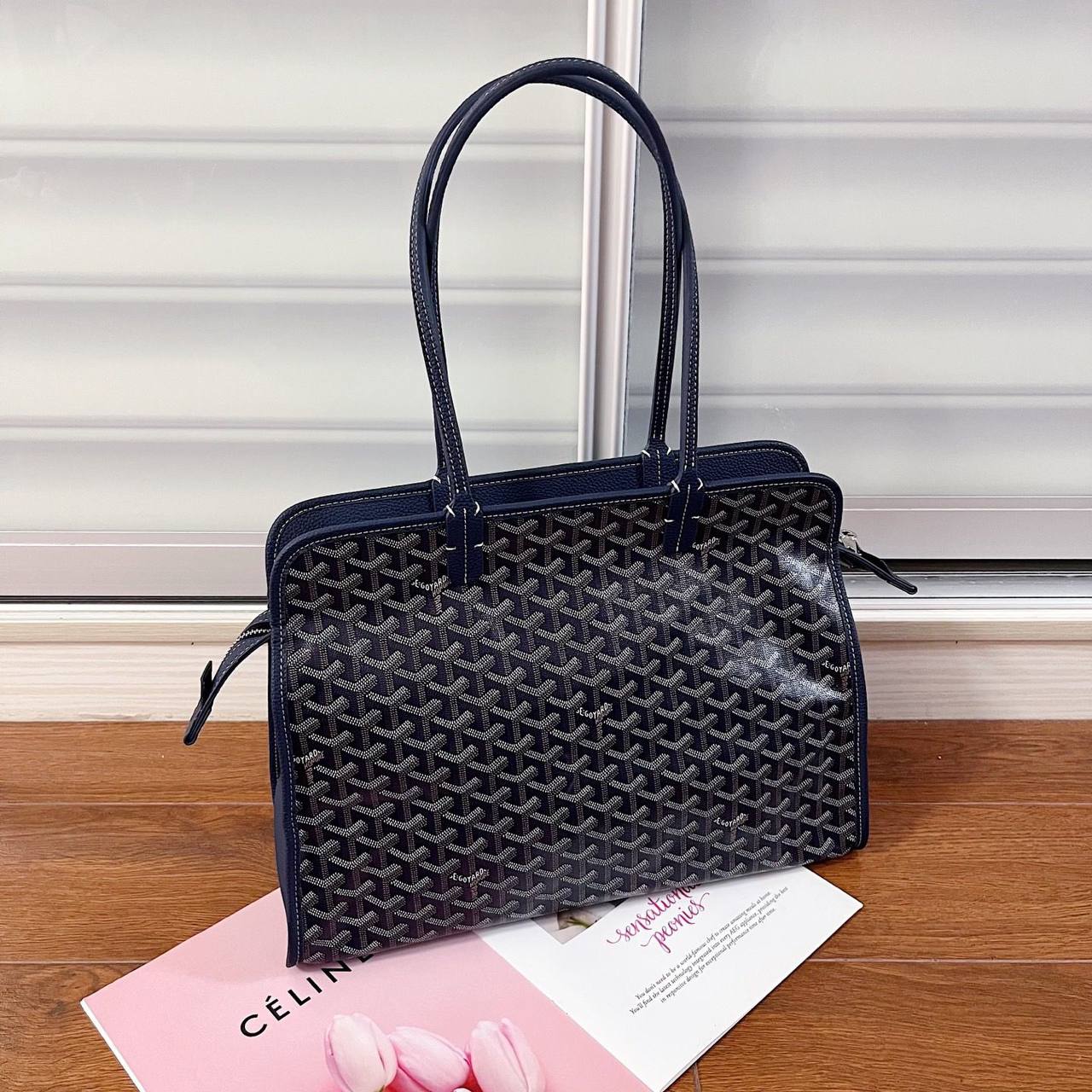Goyard

size：47×17×31
120 dhs💓

Zain114
♥️♥️♥️