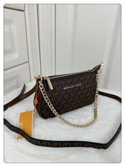 Mk  
with box 
🎁🎁🎁

90 dhs💓

Zain114
♥️♥️♥️