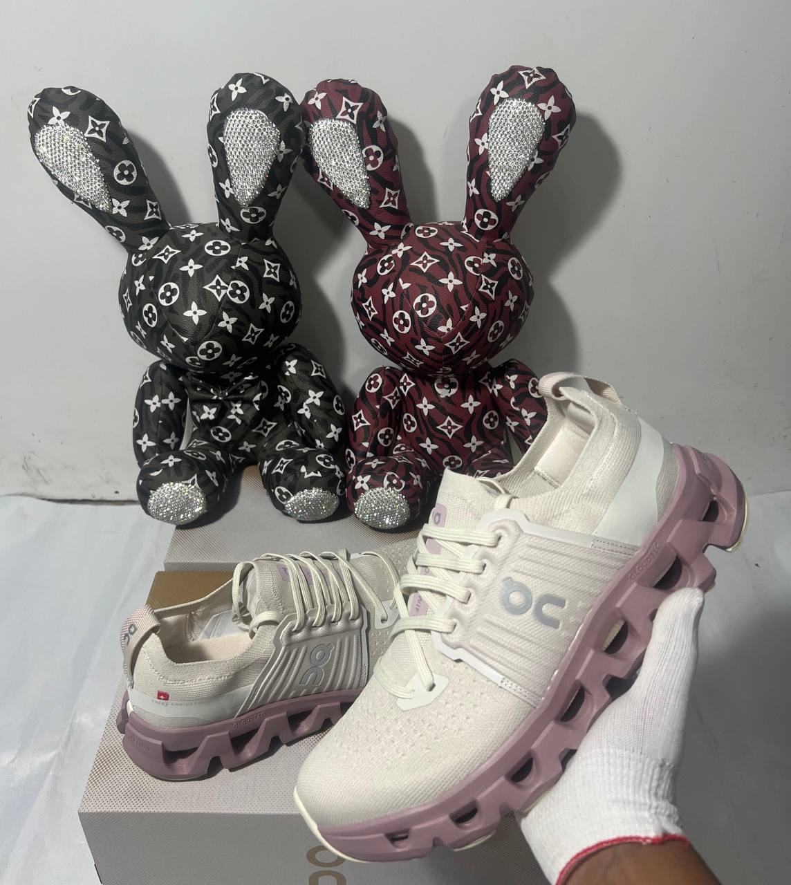 On Cloudswift 4 Pearl/Mauve 🧡
NEW ARRIVALS 😇
36-43 AVAILABLE 🤩
220 dhs💛

Zain242
♥️♥️♥️
