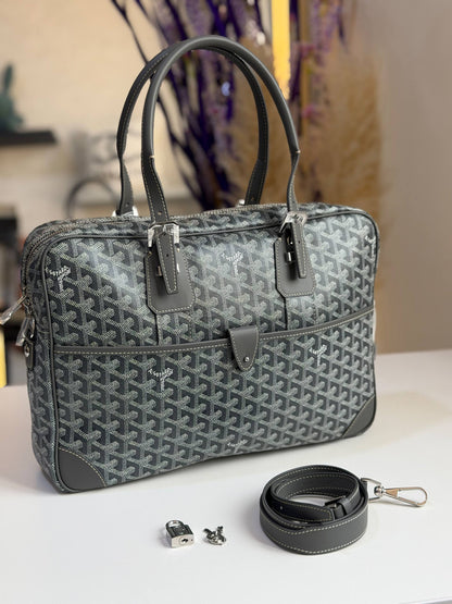 📍NEW COLLECTION 📍
🎒GOYARD🎒
👌Premium quality 👌
❤️WITH ORIGINAL PACKAGING❤️

For Price 👇 WhatsApp✅
0568585901 
0507557372
0552275751 Owner Zain 👌

Zain320
♥️♥️♥️