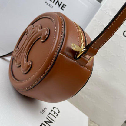 Celine Cuir Triomphe oval crossbody bag🥀

For Price 👇 WhatsApp✅
0568585901 
0507557372
0552275751 Owner Zain 👌

Zain71
♥️♥️♥️