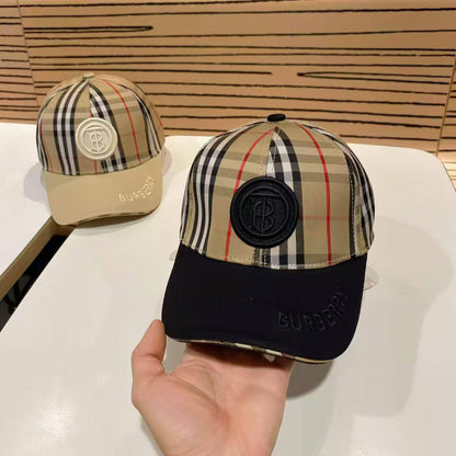 Caps
45 dhs✅

Zain93
♥️♥️♥️
