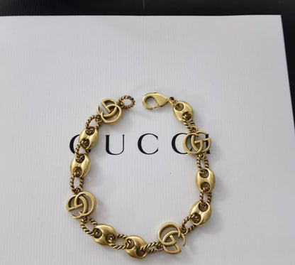 GUCCI 
Necklace 
Bracelet 💥
Master quality 💯
With normal boxes 📦 
120 dhs🇦🇪🇦🇪🇦🇪

With master box 🗃️ 
140 dhs🇦🇪🇦🇪🇦🇪

Zain216
♥️♥️♥️