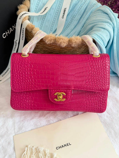 Chanel

300 dhs

Zain134
♥️♥️♥️