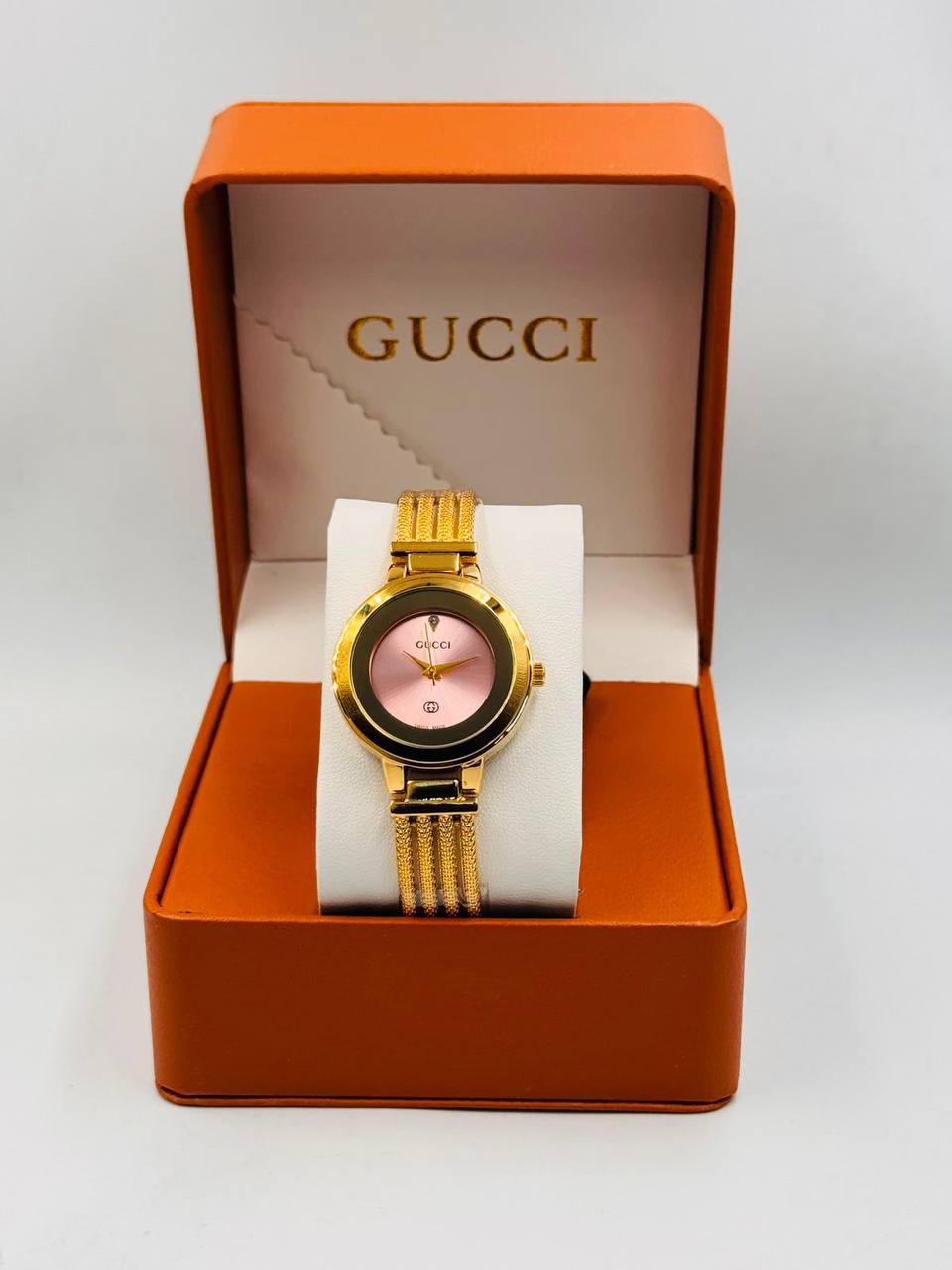 Gucci ladies
55 dhs✅

Zain08
♥️♥️♥️