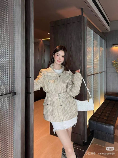 *New collections 💕💕   
280 dhs🪙
*good  quality  
*Sizes:S M L xl* 
*AVAILABL

Zain231
♥️♥️♥️