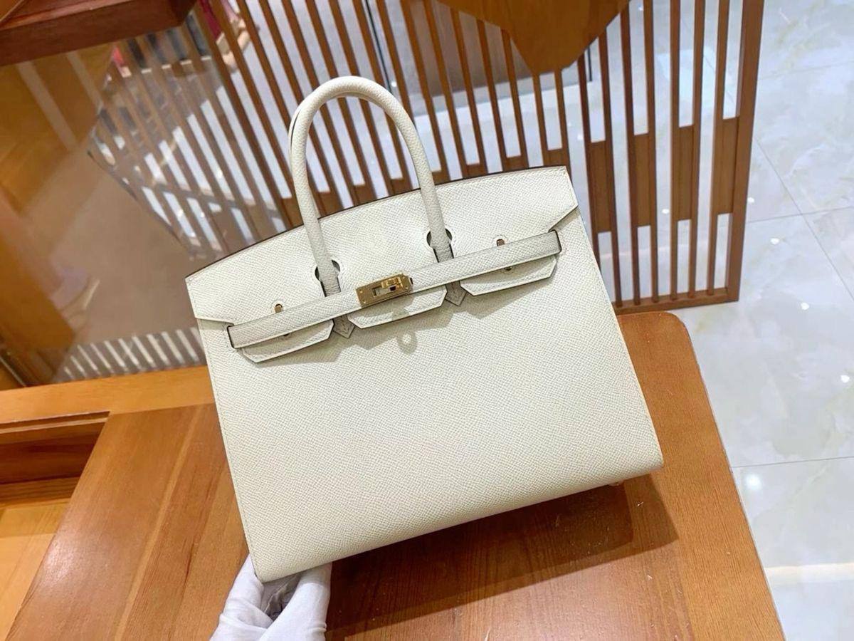 Hermes
115 dhs🪙🌨️

Zain12
♥️♥️♥️