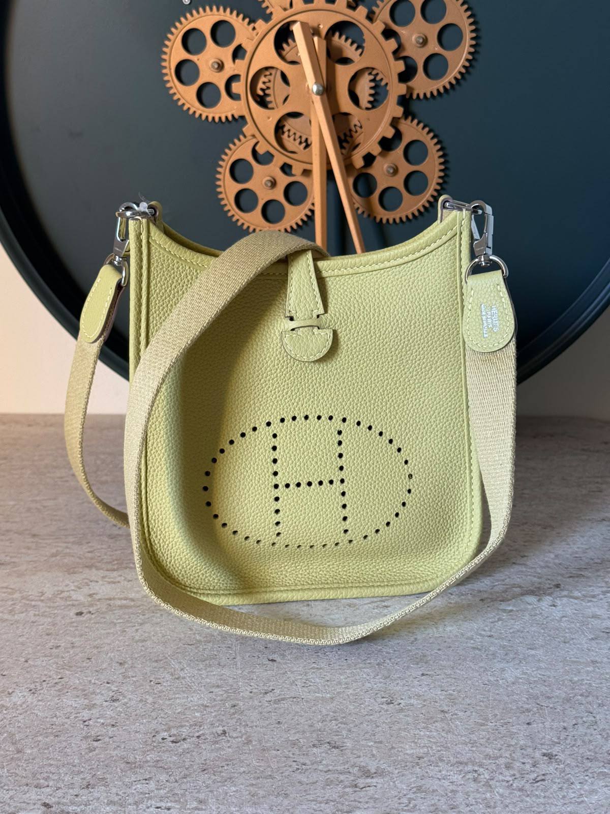 HERMES 💫

Super Master Quality ⚡️

Original Packing 🎁

Size 16CM📏

For Price 👇 WhatsApp✅
0568585901 
0507557372
0552275751 Owner Zain 👌

Zain321
♥️♥️♥️