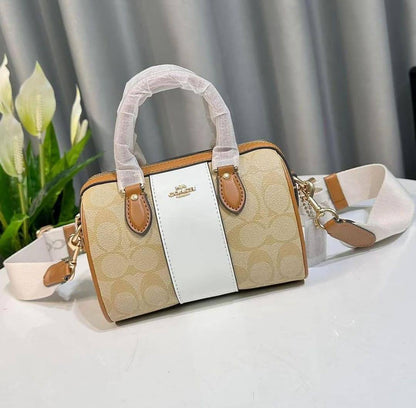 Coach 
Master
🌹🥰18cm 
210 dhs❤️

Zain248
♥️♥️♥️