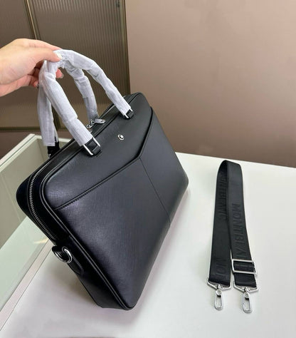 Montblanc 
Laptop bag 
copy one 
250 dhs✅

Zain295
♥️♥️♥️