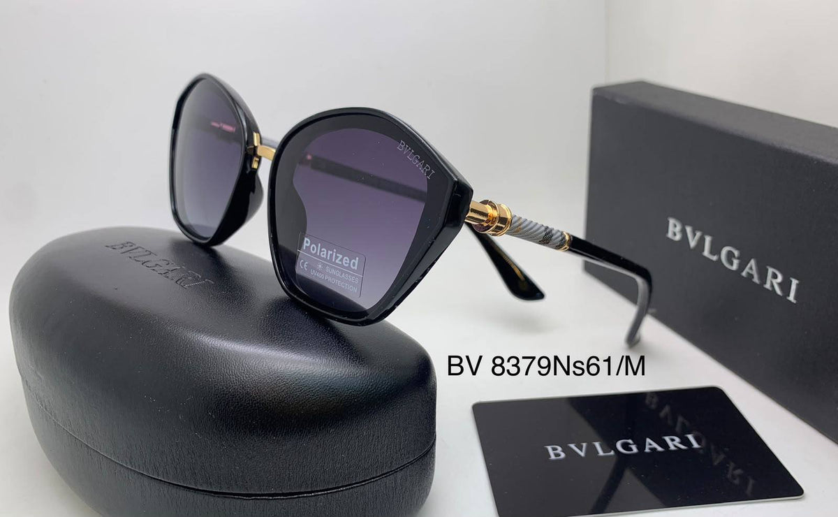 Ladies sunglasses 
70 dhs🇦🇪🇦🇪

Zain126
♥️♥️♥️