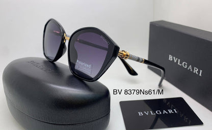 Ladies sunglasses 
70 dhs🇦🇪🇦🇪

Zain126
♥️♥️♥️