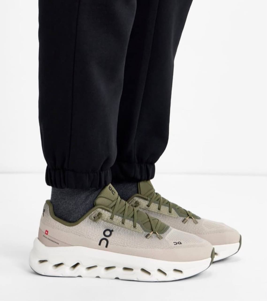 On Running Cloudtilt
Olive Desert
Heron Dew
Marsh Heather
Size 36-45 ，
240 dhs🇦🇪🇦🇪

Zain18
♥️♥️♥️