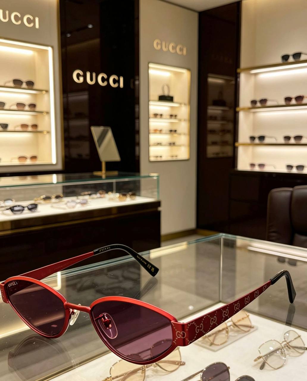 *Sunglasses 🕶️ ❤️‍🔥*
Super master quality 💯
With master box 🗃️ 
And paper bag 🛍️
170 dhs✅

Zain216
♥️♥️♥️