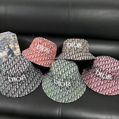HAT
50 dhs💓

Zain231
♥️♥️♥️