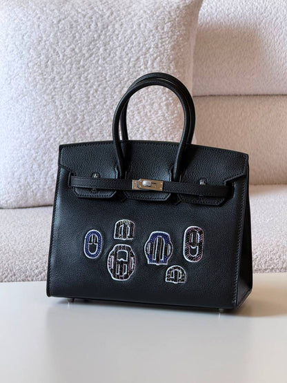 Hermes Birkin 

25cm💕

master quality😍

with box❤️

880 dhs🇦🇪🇦🇪🇦🇪

Zain52
♥️♥️♥️