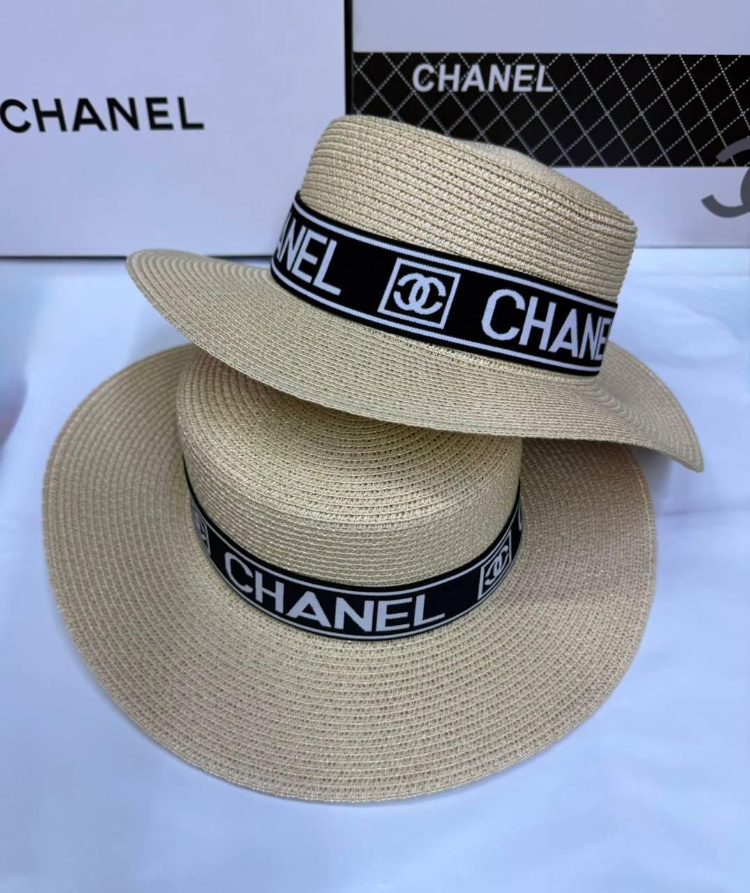 HAT
60 dhs💓

Zain93
♥️♥️♥️