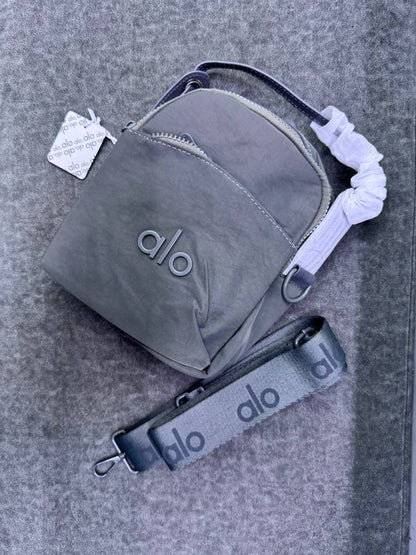 Alo  
size:31×15×22  
70 dhs💓

Zain114
♥️♥️♥️