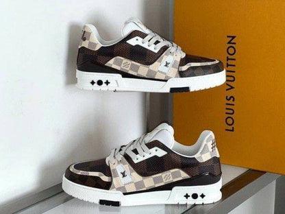 170LV
High Quality
170 dhs✅
Size 39 to 45 

Zain183
♥️♥️♥️
