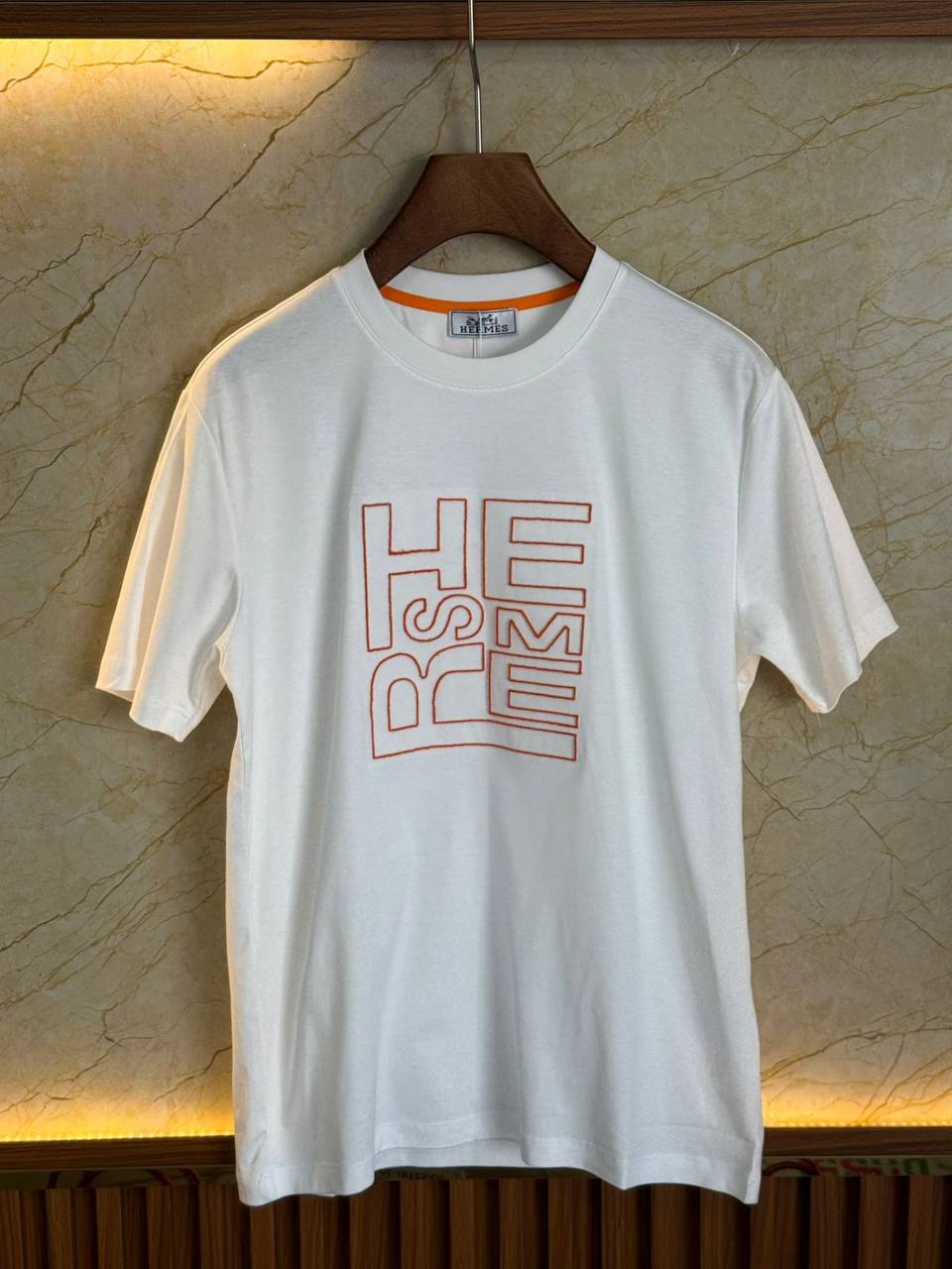 HERMES
Men’s Tshirt 
Master Quality 
SMLXLXXL 
300 dhs💓

Zain276
♥️♥️♥️