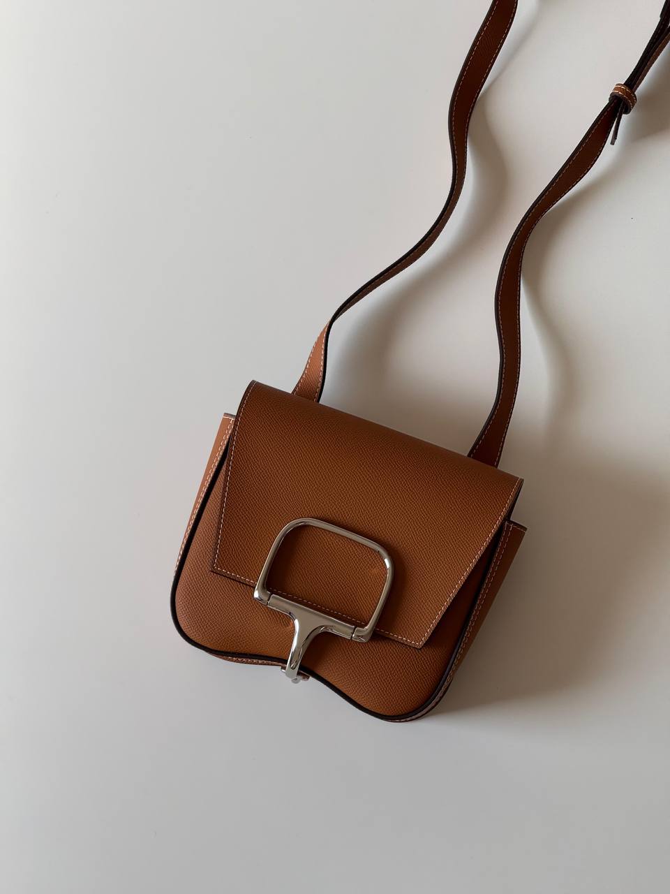 Hermes della 17cm💕master quality😍

with box❤️ 
🎁🎁🎁

240 dhs🪙🌨️

Zain51
♥️♥️♥️