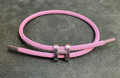 Hot moving 🔥🔥🔥 
Hermes UNISEX Bracelet. 
Water proof 💦💦💦
30 dhs❣️

Zain243
♥️♥️♥️