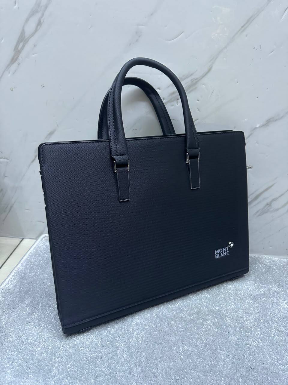 Laptops bags
115 dhs🇦🇪🇦🇪

Zain143
♥️♥️♥️