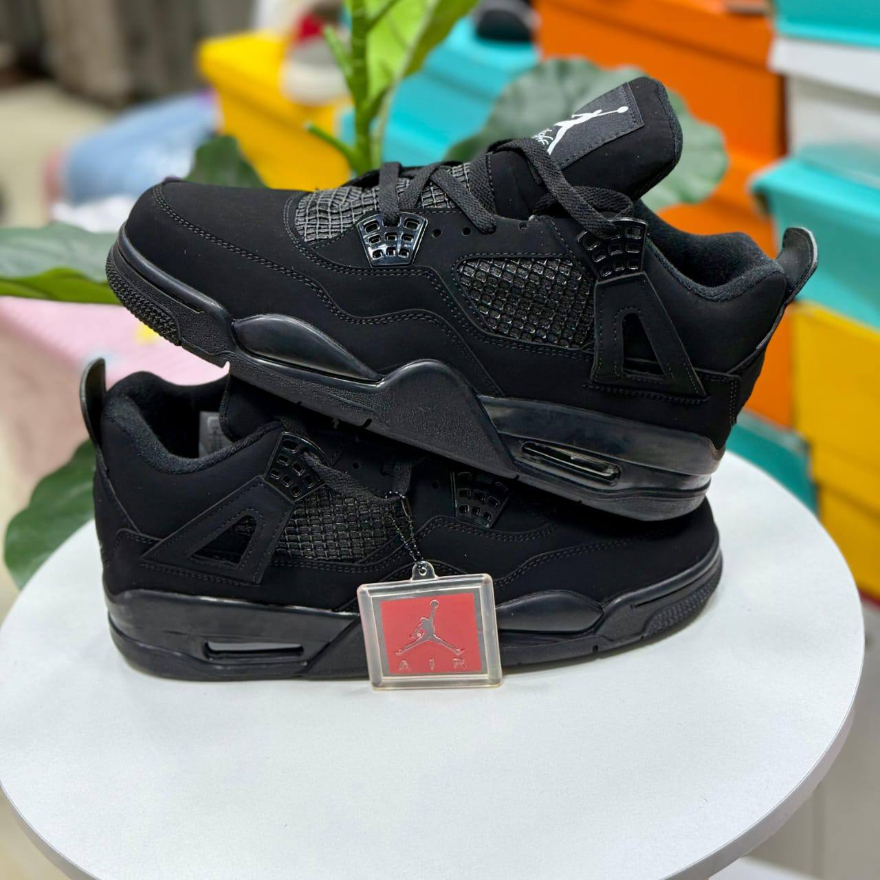 N Air
Size 40 to 45  
105 dhs🇦🇪

Zain27
♥️♥️♥️