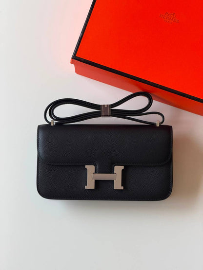 Hermes constance 23cm 
super Master quality ✅with box📦
490 dhs🇦🇪🇦🇪

Zain52
♥️♥️♥️