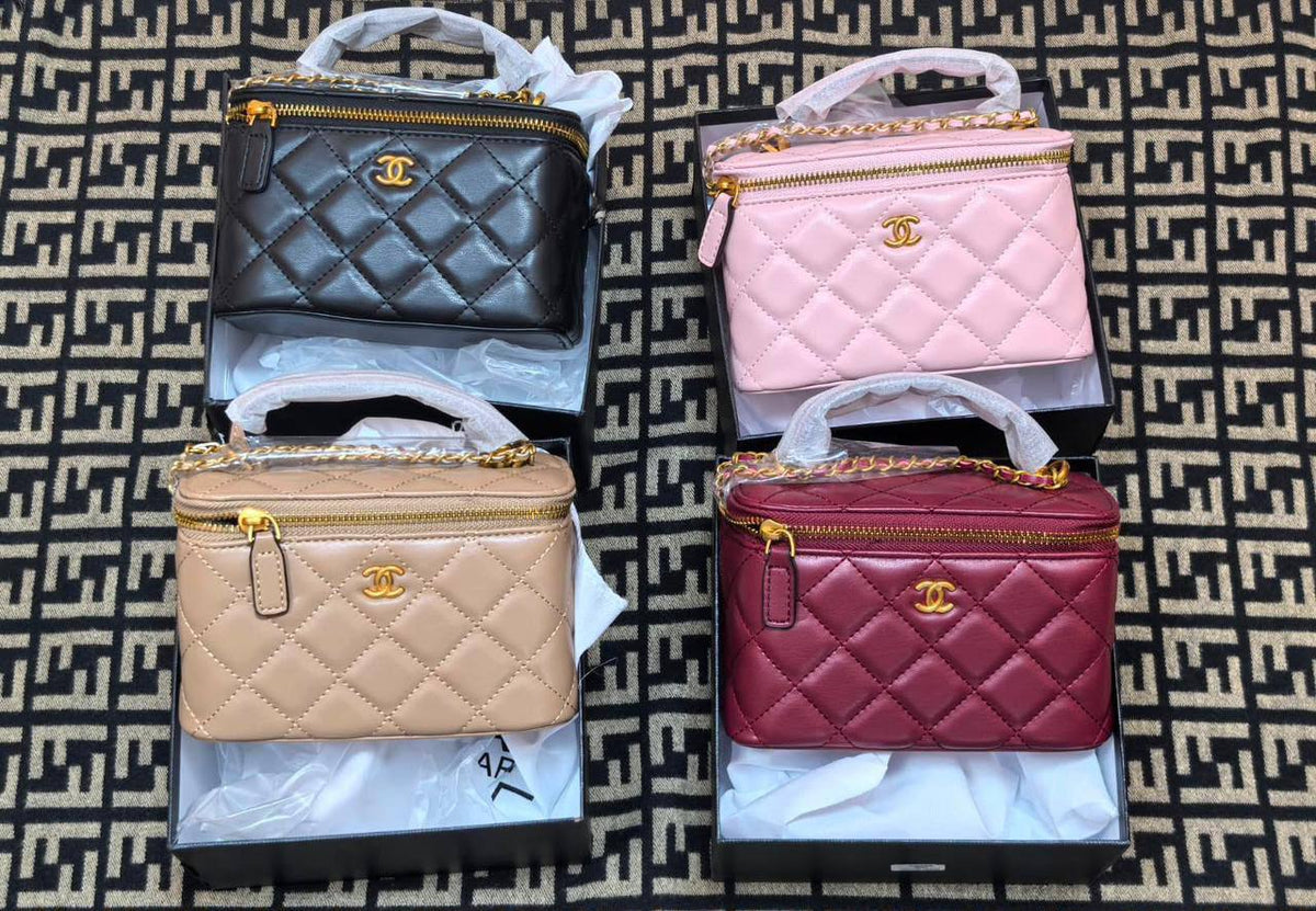 Chanel

95 dhs🇦🇪🇦🇪

With box

Zain219
♥️♥️♥️