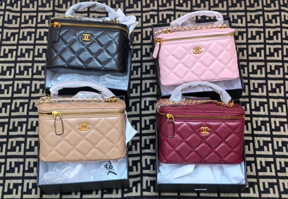 Chanel

95 dhs🇦🇪🇦🇪

With box

Zain219
♥️♥️♥️