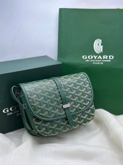 Goyard
100 dhs✅
With box

Zain219
♥️♥️♥️
