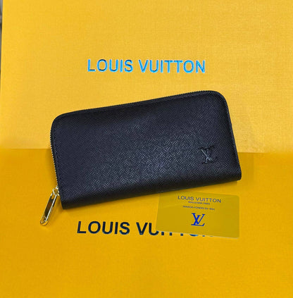 LV

With box
40 dhs🇦🇪🇦🇪🇦🇪

Zain93
♥️♥️♥️