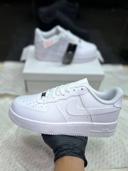 2026 Very good quality
Full-size  36-45
100 dhs🇦🇪🇦🇪

Zain311
♥️♥️♥️