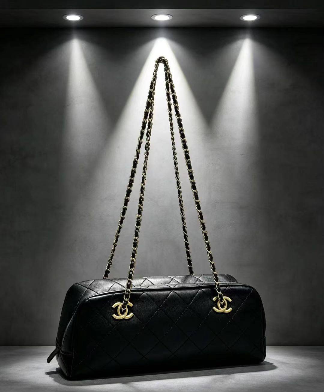 CHANEL  

COPY1

SIZE 30cm

210 dhs🇦🇪🇦🇪

Zain244
♥️♥️♥️