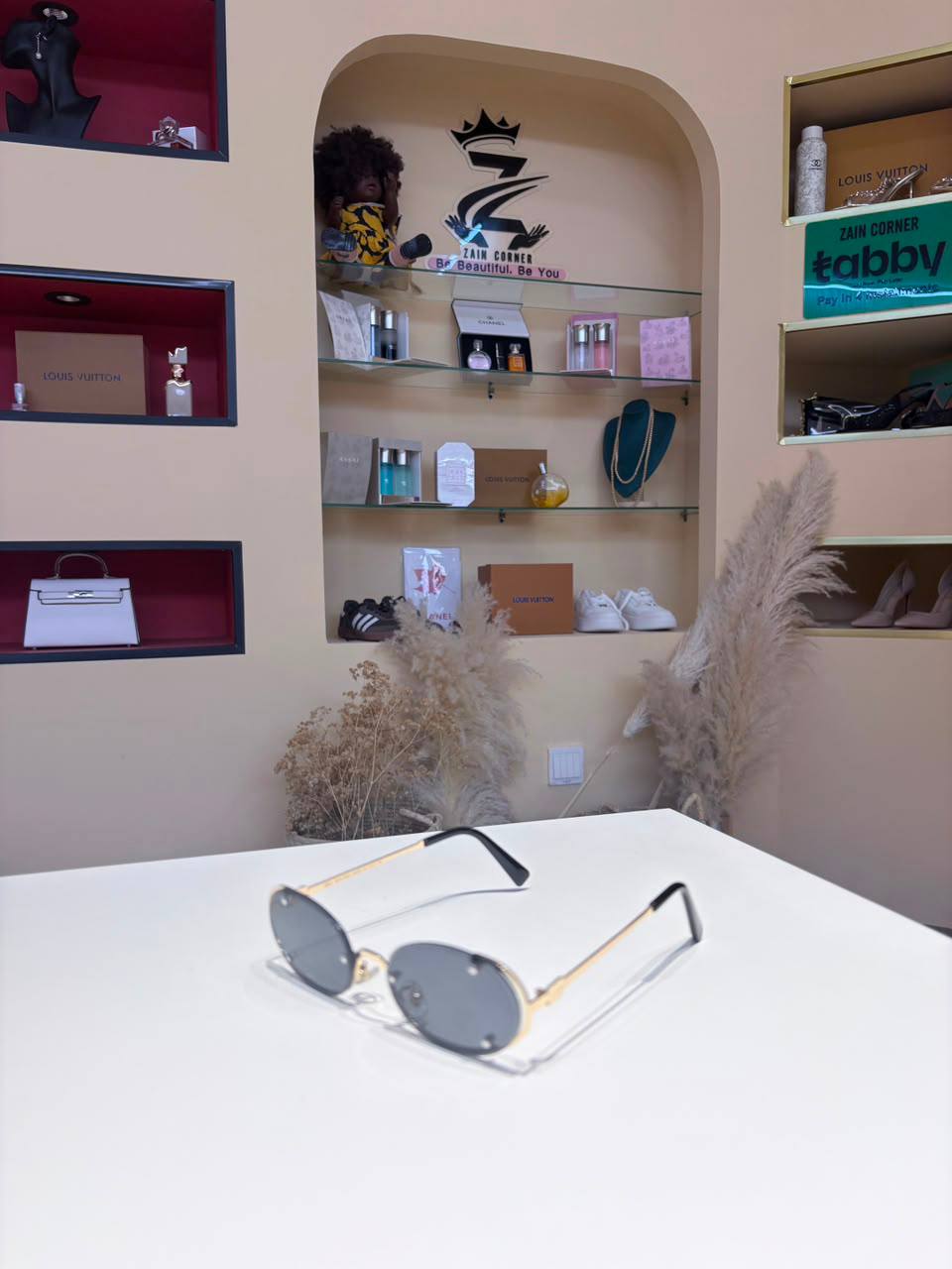 Glasses

55 dhs

Zain216
♥️♥️♥️