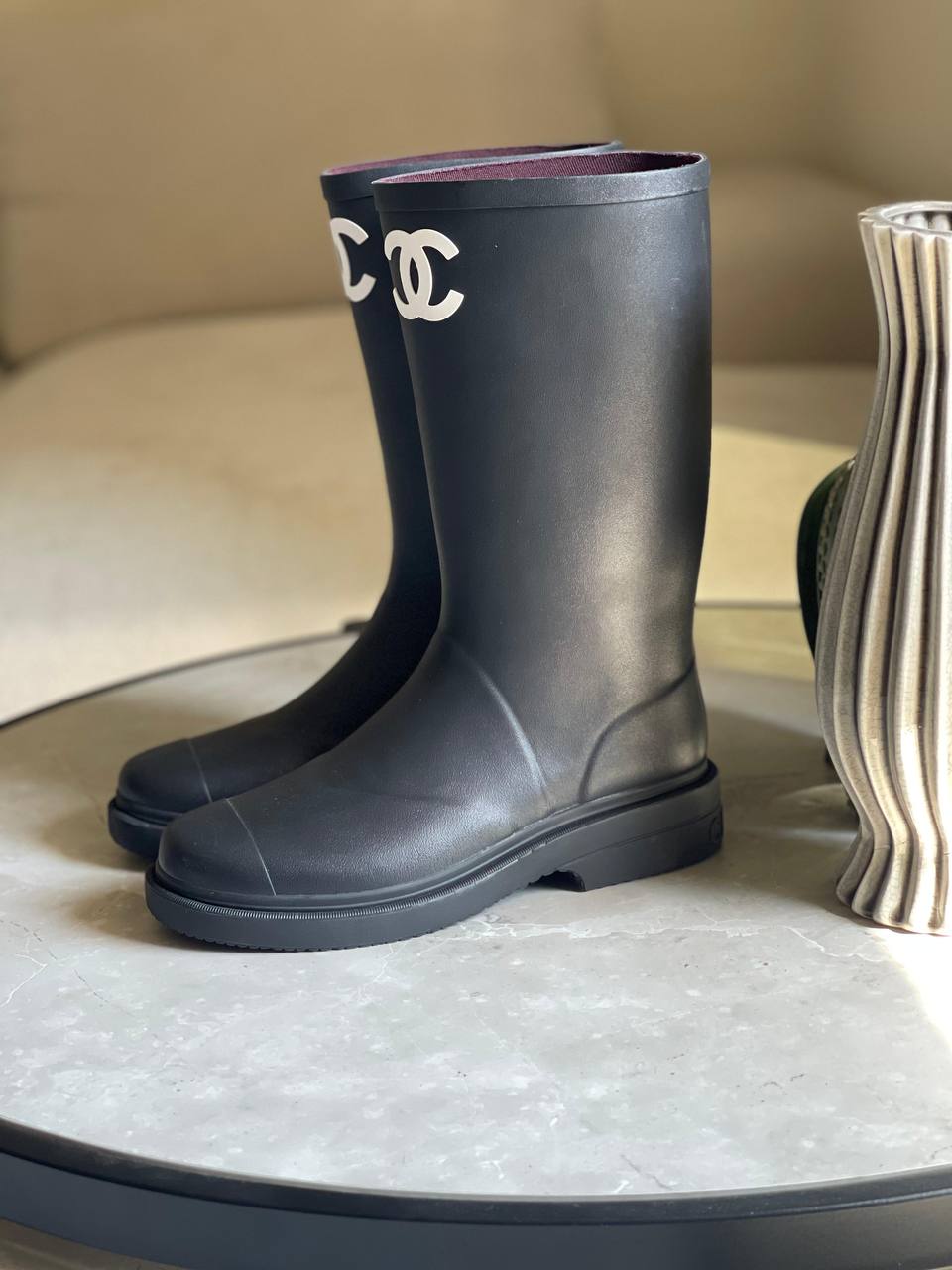 NEW Chanel
*Super master quality*🔥
*Size 36 to 41*
500 dhs🪙🪙

Zain113
♥️♥️♥️