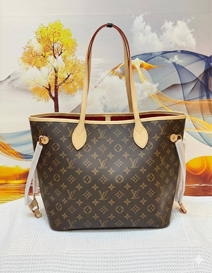 LV

Best quality

 with box

105 dhs🇦🇪🇦🇪

size 41CM
Zain290
♥️♥️♥️