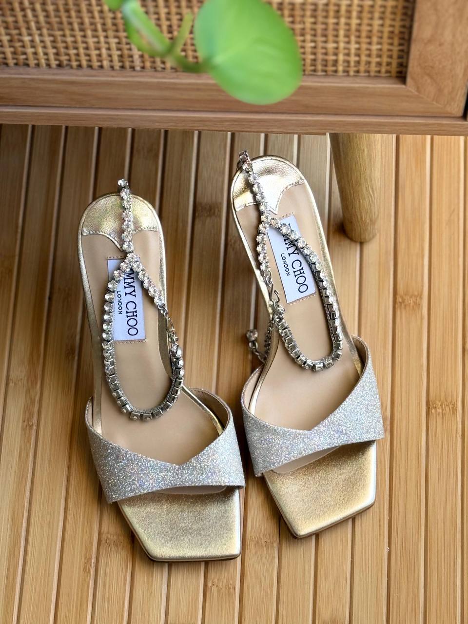 𝙅𝙄𝙈𝙈𝙔 𝘾𝙃𝙊𝙊
Super Master
 𝗦𝗶𝘇𝗲 𝟯𝟲 𝘁𝗼 𝟰𝟭 
550 dhs🪙💚

Zain178
♥️♥️♥️