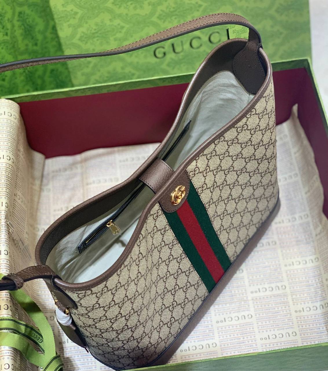 GUCCI
 COPY ONE
BIG SIZE(without box) 150 DHS✅
SMALL SIZE WITH BOX 140 DHS✅

Zain295
♥️♥️♥️