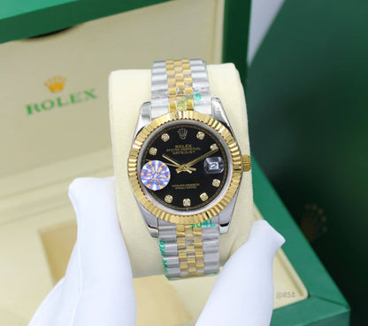 ROLEX  GOOD QUALITY AUTOMATIC 41MM

220 dhs🪙

Zain58
♥️♥️♥️