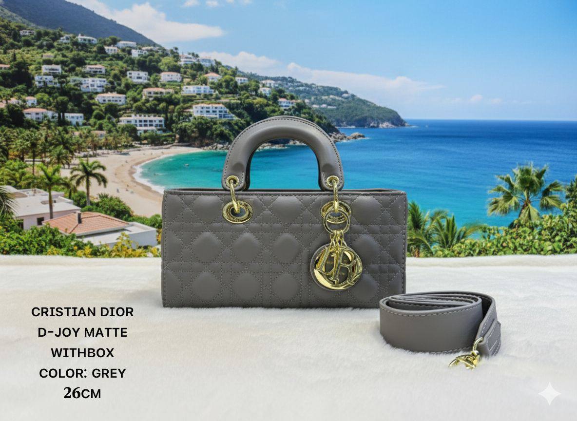 ᴄʜʀɪsᴛɪᴀɴ ᴅɪᴏʀ (matte)
Dior
ᴡɪᴛʜʙᴏx
🎁🎁🎁

ʟᴇᴀᴛʜᴇʀ
110 dhs✅
sɪᴢᴇ:26ᴄᴍ

Zain56
♥️♥️♥️