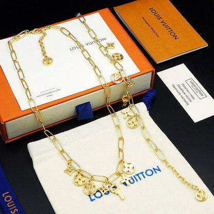 LV ❤️‍🔥*
Necklace ✨
Bracelet 🦋
Master quality 💯
With normal boxes 🗃️ 
95 dhs🇦🇪
With master box 📦 
110 dhs🇦🇪

Zain216
♥️♥️♥️