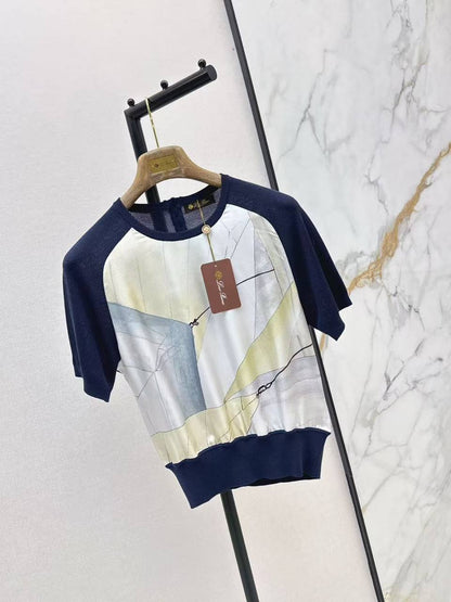 Loro piana 
✨VIP QUALITY 😍✨ 
       💯%silk
Size : 36-38-40-42
450 dhs🇦🇪🇦🇪

Zain287
♥️♥️♥️
